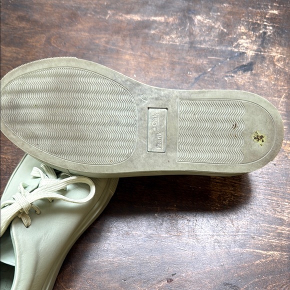 Frank & Oak Pistachio Green Minimalist Sneakers - Picture 6 of 8